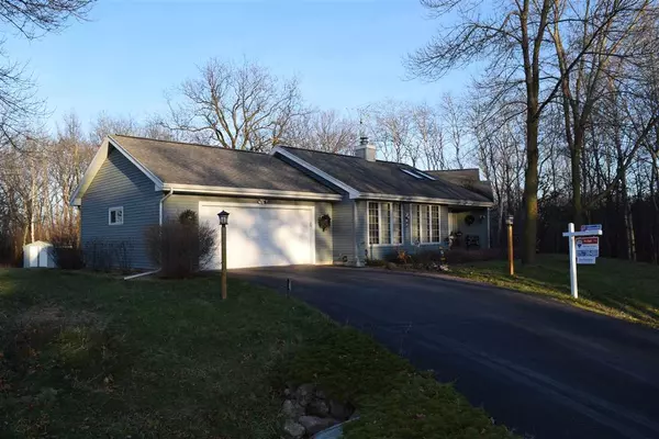 Waunakee, WI 53597,7248 Springfield Cr