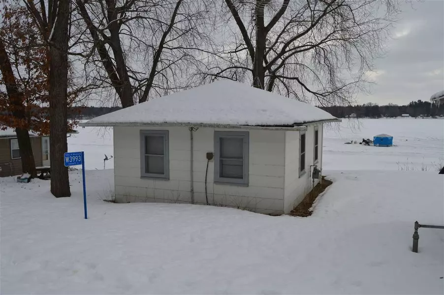 W3993 County Road C, Montello, WI 53949