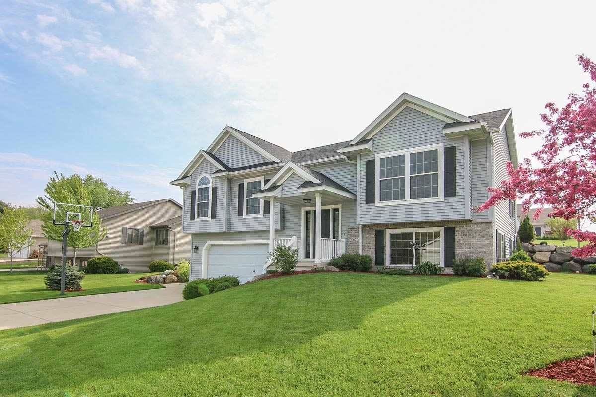 6706 Windsor Ridge Ln, Windsor, WI 53598