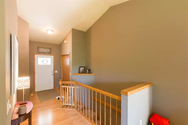 Madison, WI 53704,5166 RIDGE OAK DR