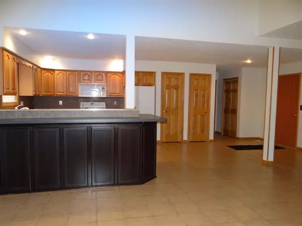 Prairie Du Chien, WI 53821,38606 GOLF VIEW DR