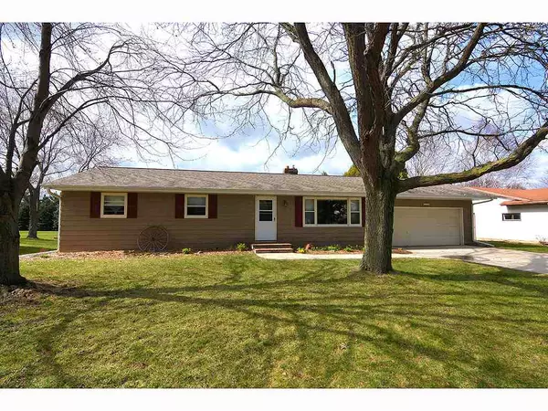 1190 CROSSING RIDGE TR, Sun Prairie, WI 53590