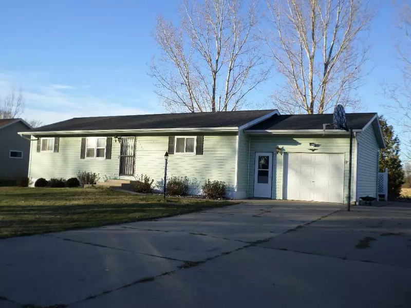 1401 Parkview Dr, Tomah, WI 54660