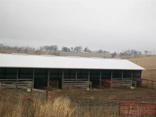 Mineral Point, WI 53565-0000,826 S Prairie Rd