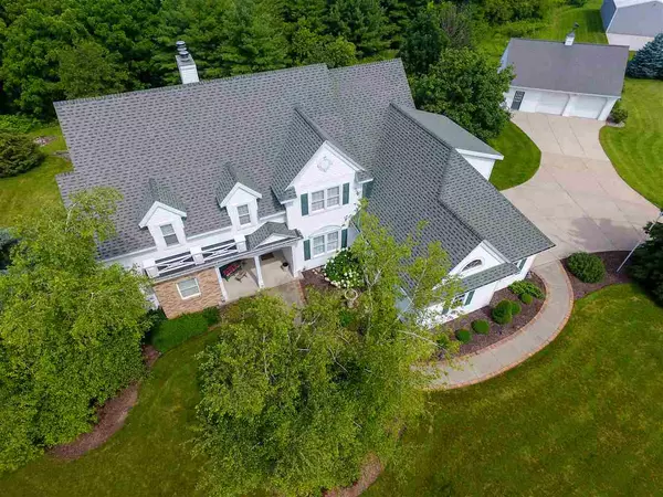 Waunakee, WI 53597,6750 Woodland Dr