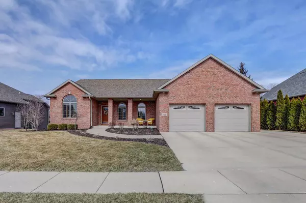 2408 STONE CREST RD, Stoughton, WI 53589