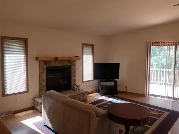 Oxford, WI 53952,W8354 Lake Point Ct