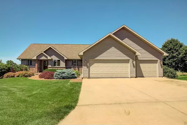 Dodgeville, WI 53533-1650,500 PRAIRIE HILLS DR