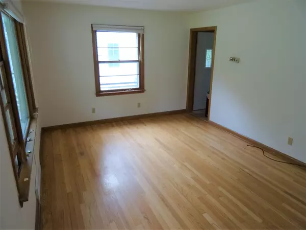 Monona, WI 53716,5313 SCHLUTER RD