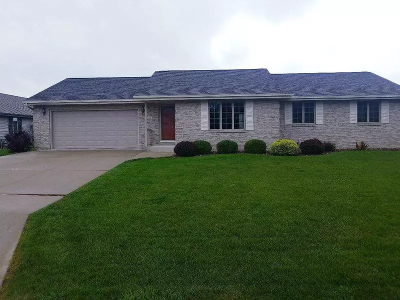 4454 Fieldcrest Dr, Janesville, WI 53546