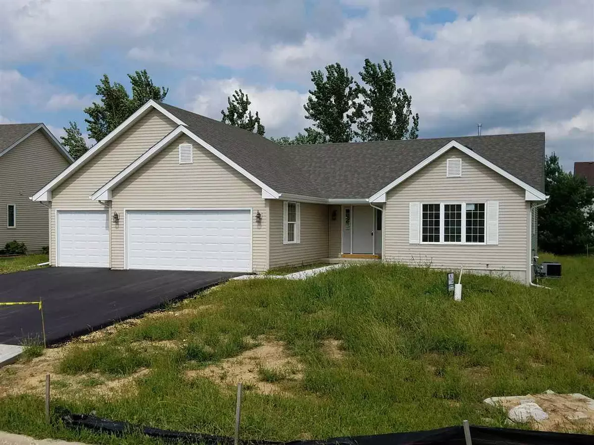 Beloit, WI 53511,3645 EAGLES RIDGE DR