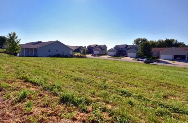 Dodgeville, WI 53533,328-330 REDRUTH DR