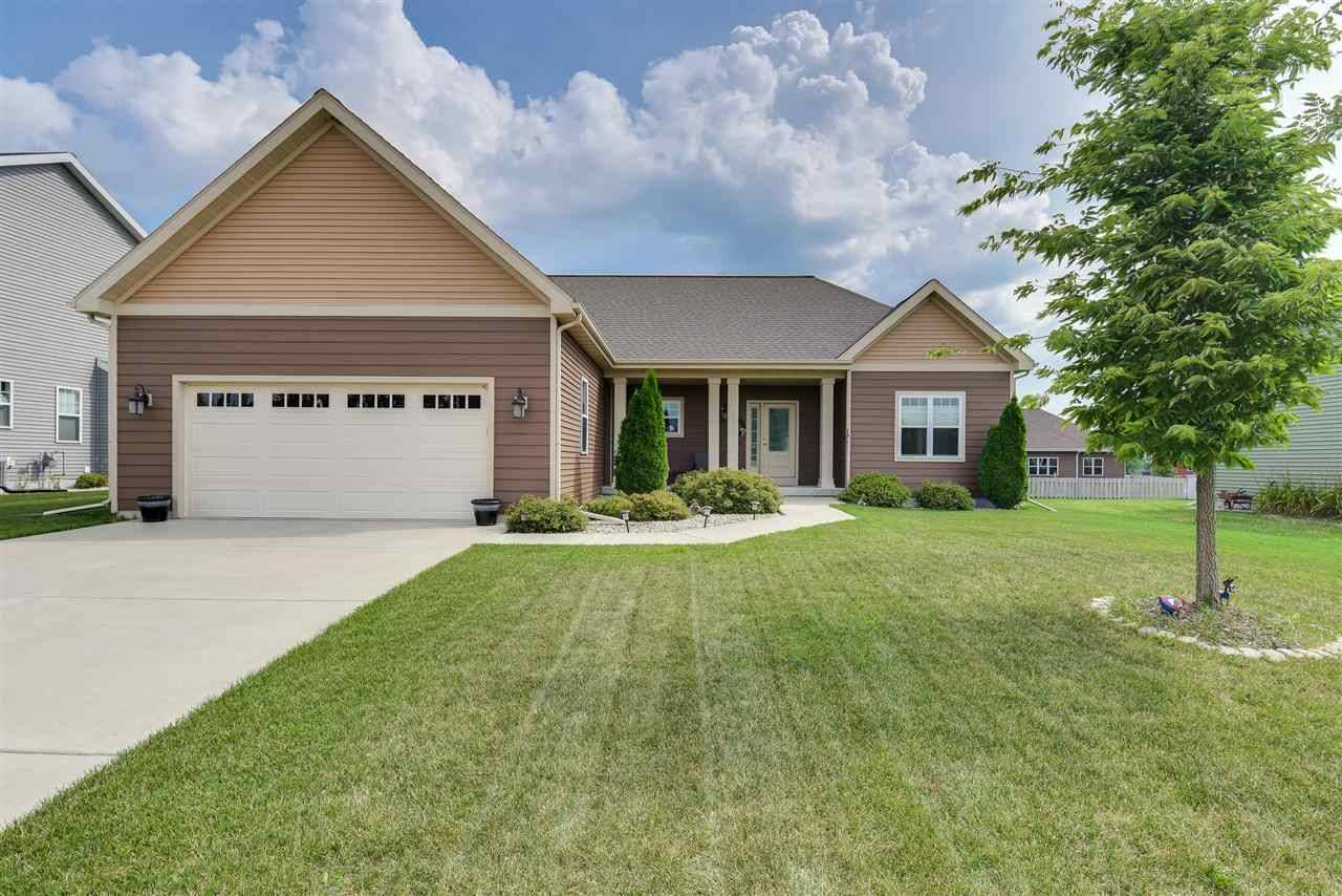4381 Snowy Ridge Tr, Windsor, WI 53598
