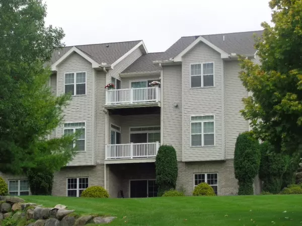 W11555 Island View Ct, Lodi, WI 53555