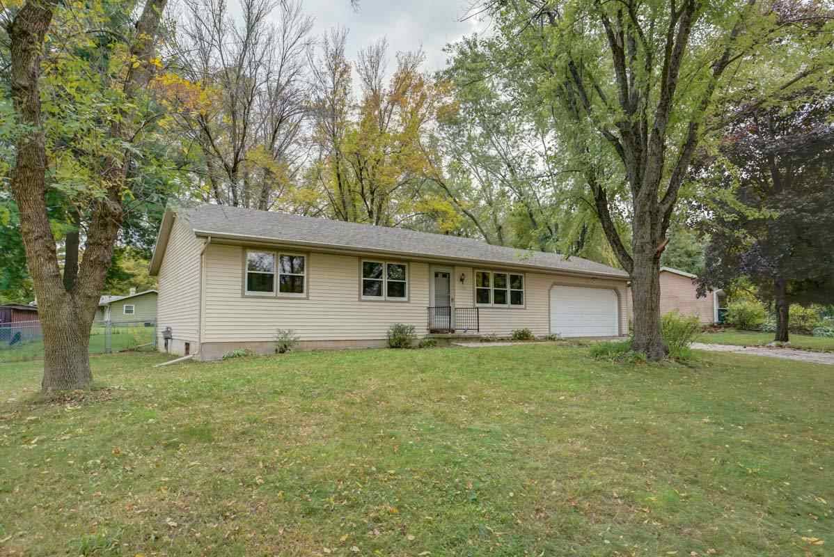 3209 Portage Rd, Madison, WI 53704