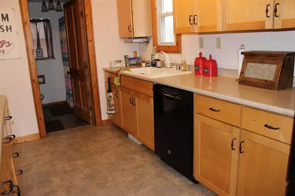 Mineral Point, WI 53565,519 State St