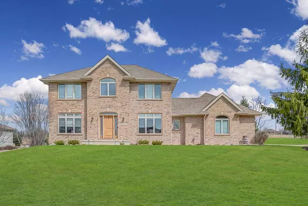 9506 Hill Creek Dr, Verona, WI 53593