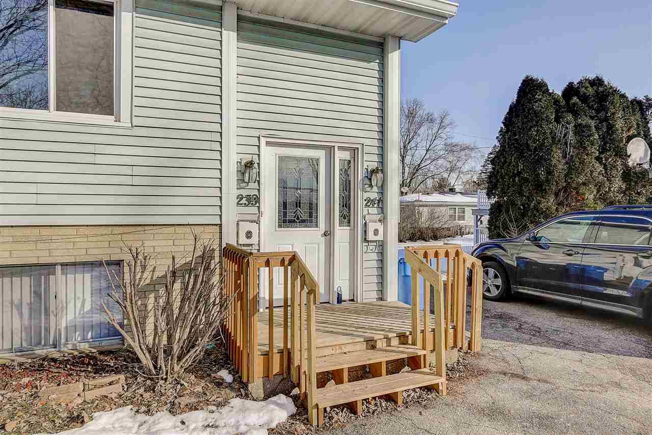 239 Prairie View St, Oregon, WI 53575