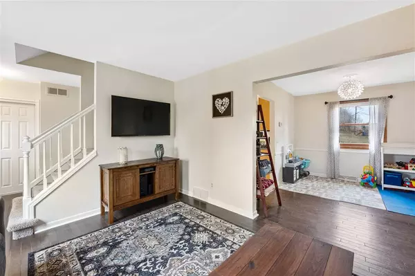 Oregon, WI 53575,5474 Marie Rd