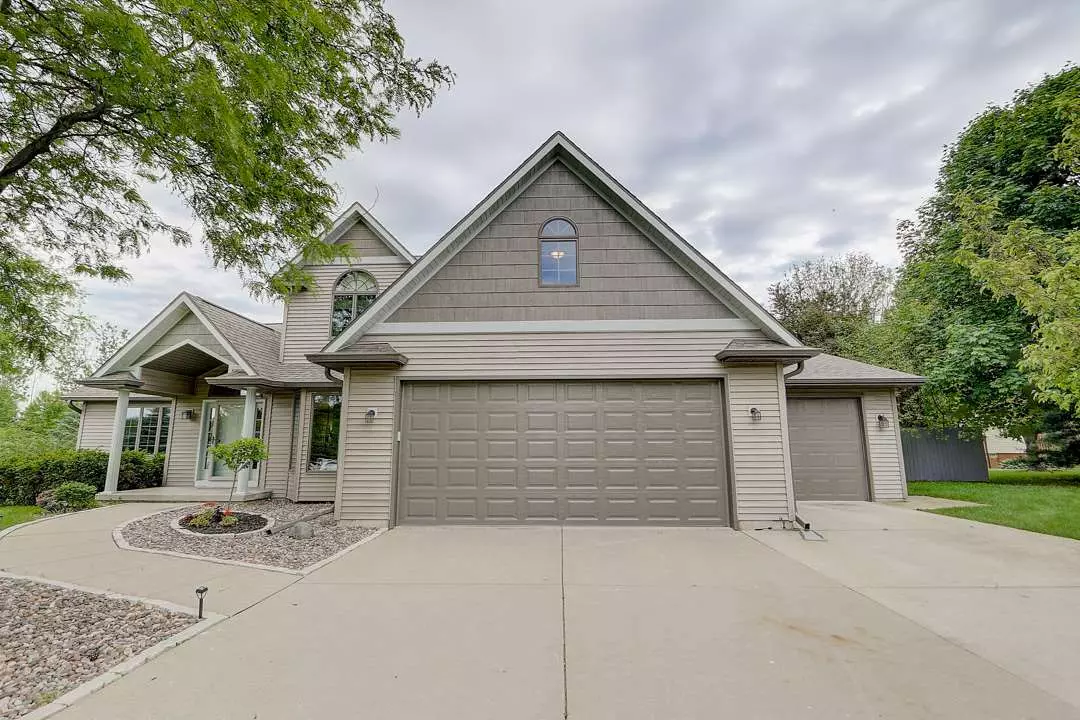 Sun Prairie, WI 53590,2685 Sylver Ridge Ln