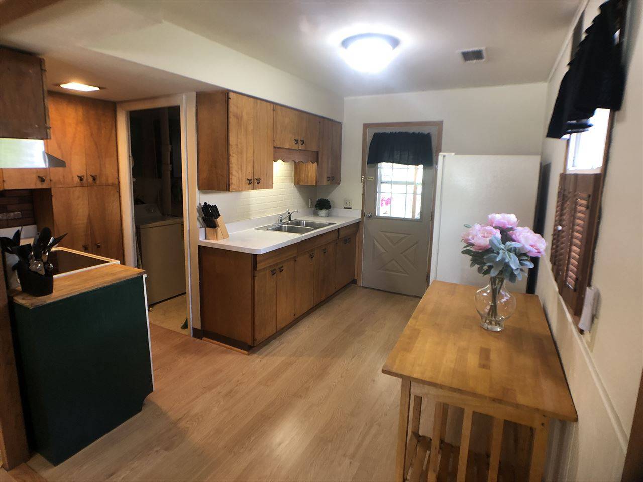 Baraboo, WI 53913,733 Connie Rd
