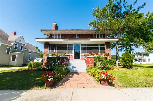 316 N Spring St, Sparta, WI 54656