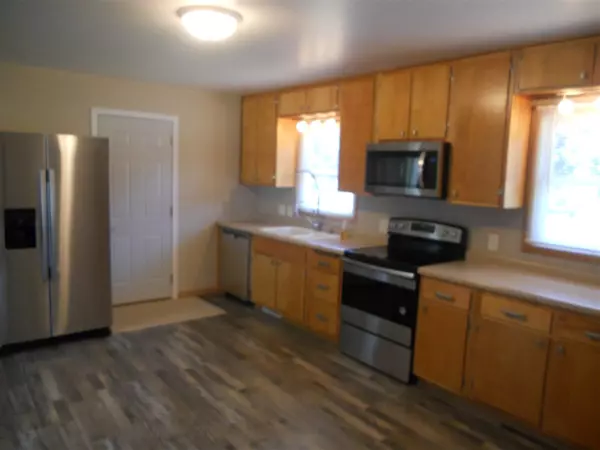 Baraboo, WI 53913-2313,1032 5th St