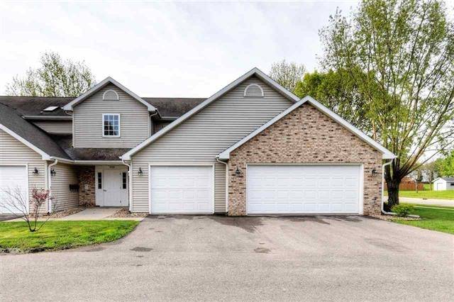 498 Cledell St #2, Oregon, WI 53575
