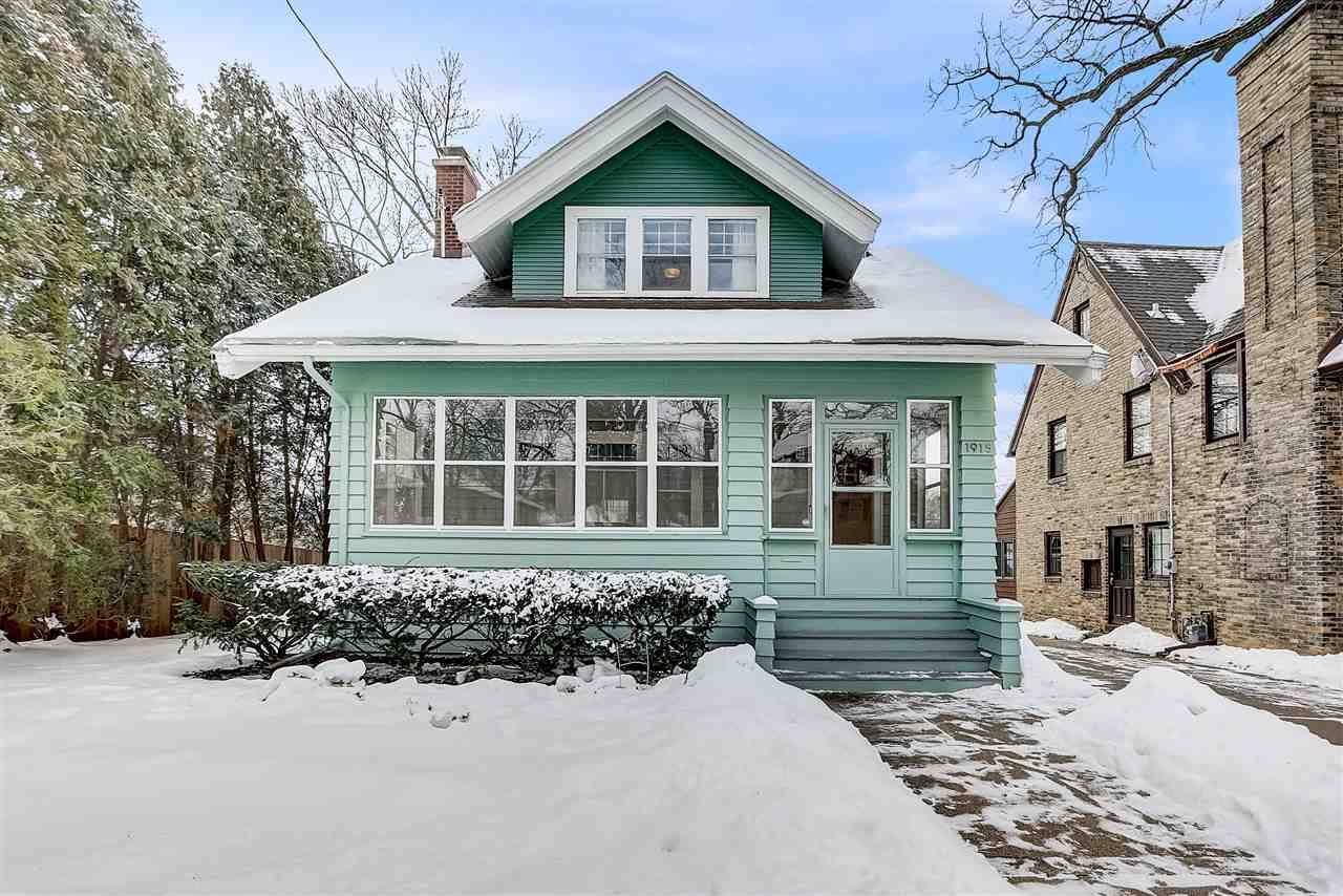 1915 Regent St, Madison, WI 53726