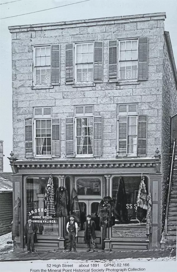 Mineral Point, WI 53565,52 High St