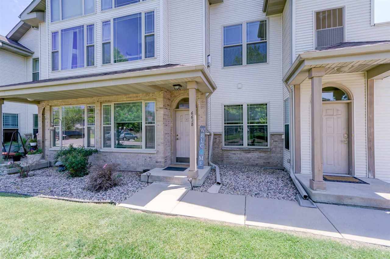 6638 Scattergood Ln, Windsor, WI 53598