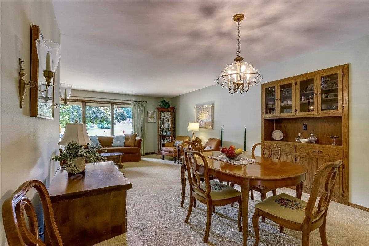 Brookfield, WI 53045,1235 Hawthorne Ridge Dr