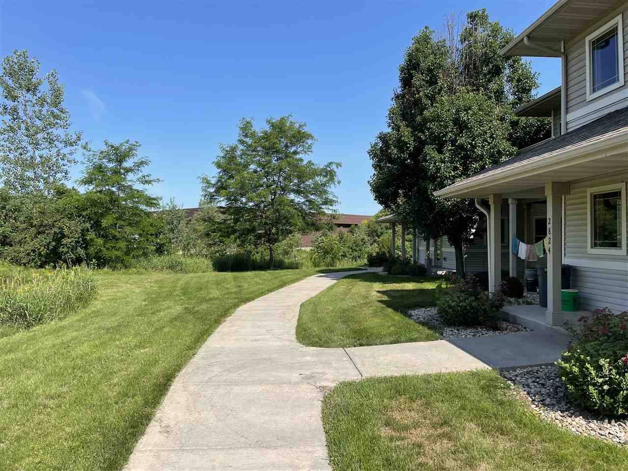 Middleton, WI 53562,2824 Pleasant view Rd #101