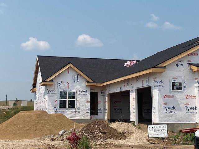 1126 Quinn Dr #F, Waunakee, WI 53597