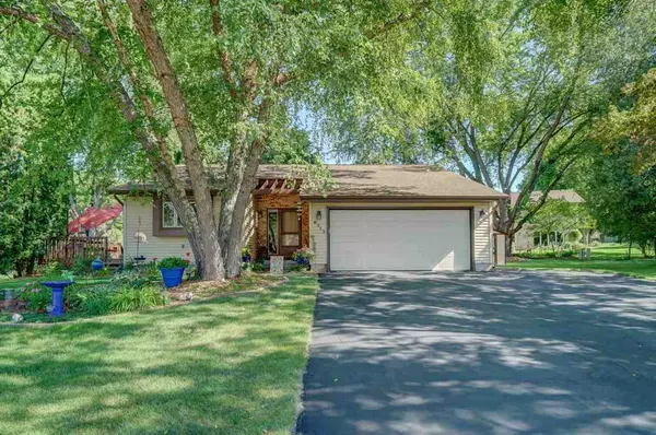 6313 Everglade Ct, Mcfarland, WI 53558