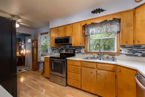 Marshall, WI 53559,604 Hubbell St