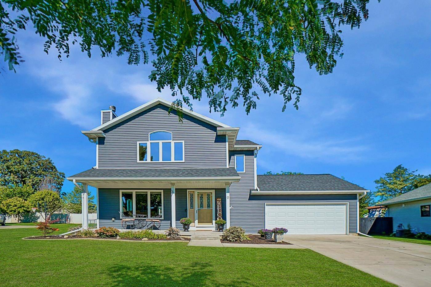 9 Connor Ct, Madison, WI 53718