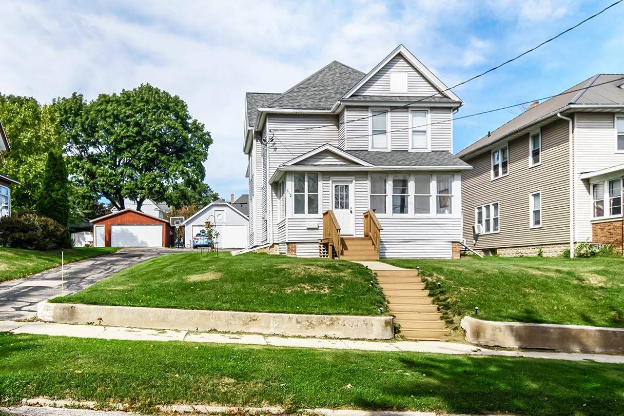 Beaver Dam, WI 53916,312 Front St
