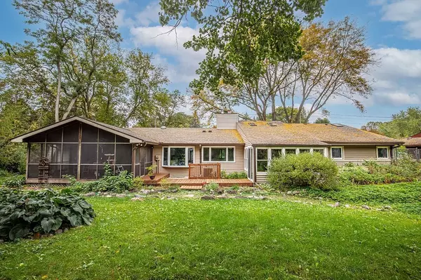 Madison, WI 53705,6409 OLD SAUK RD