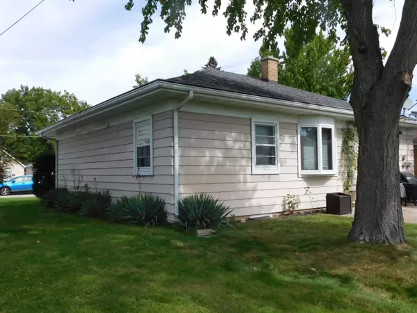 Beaver Dam, WI 53916,215 Bogert St