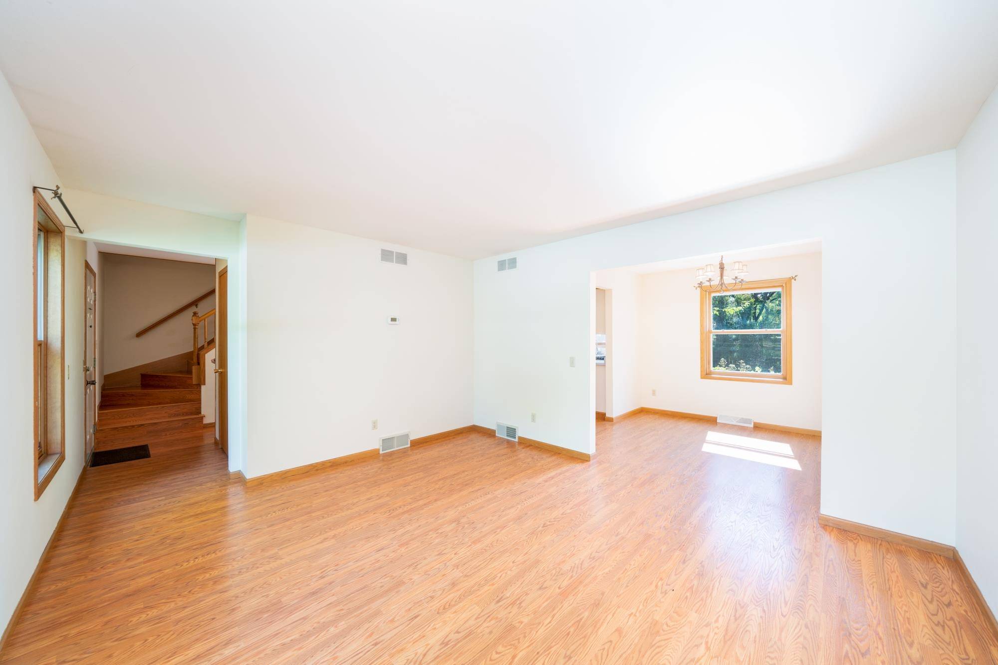 Verona, WI 53593,585 Arthur St