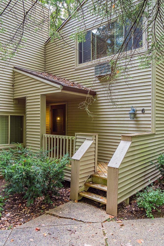 Merrimac, WI 53561,S6265 Bluff Rd #6