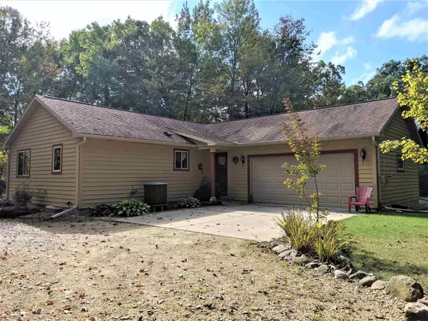 Oxford, WI 53952,3137 2nd Ct