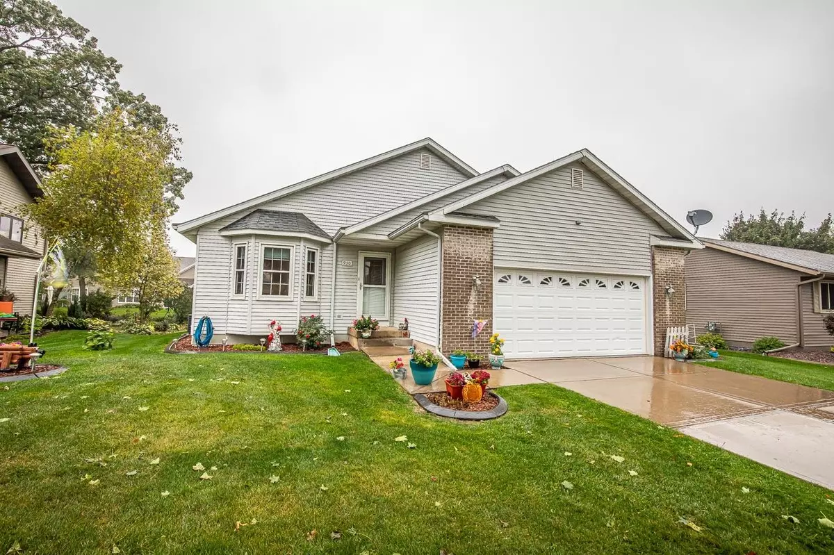 Sun Prairie, WI 53590,930 Huntington Dr