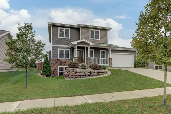 302 Little Bear Dr, Middleton, WI 53562