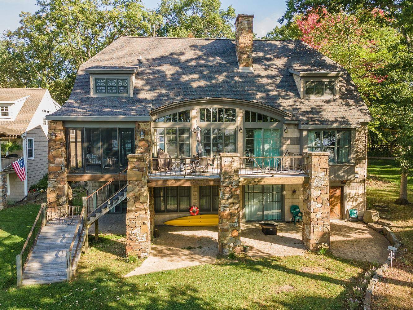 3484A 3rd Ln, Wisconsin Dells, WI 53965