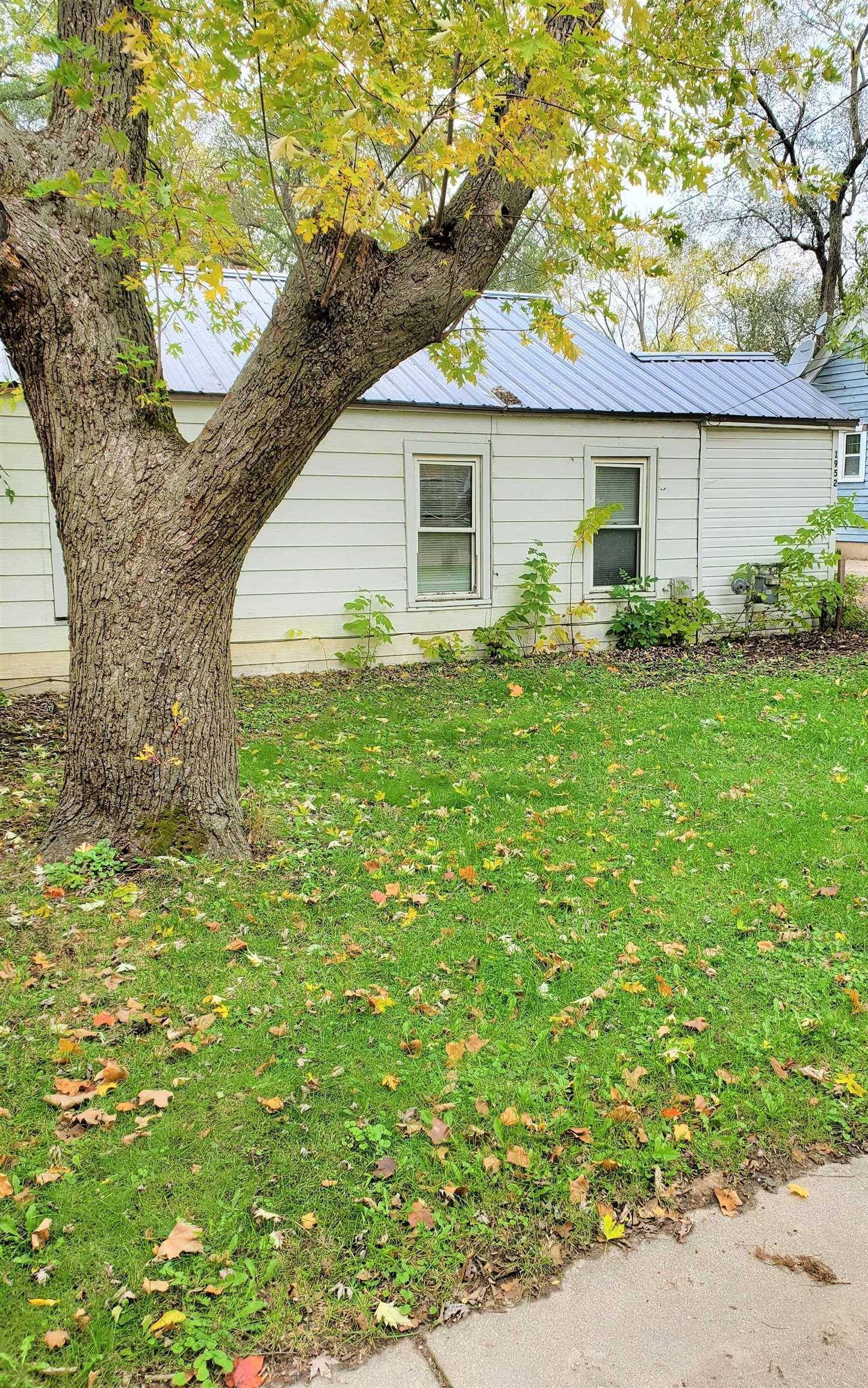 1952 S Wisconsin Ave, Beloit, WI 53511
