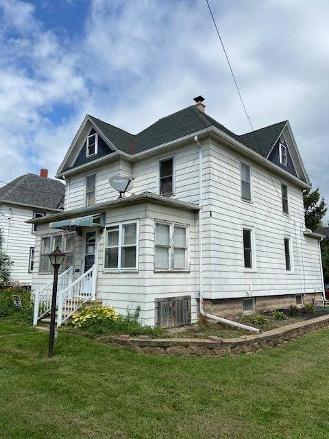 503 N University Ave, Beaver Dam, WI 53916