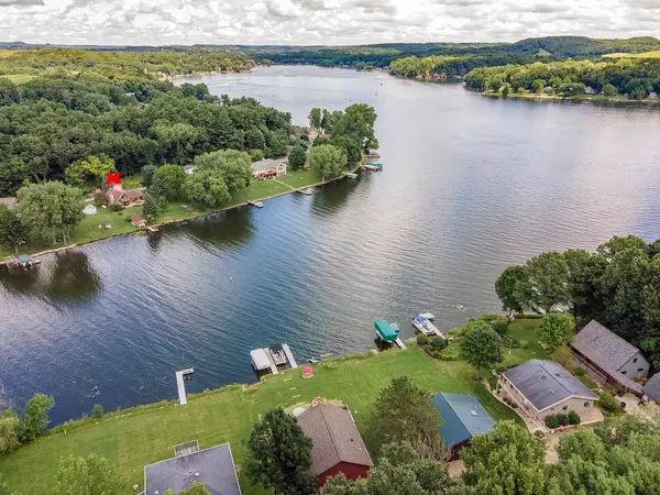 La Valle, WI 53941,E4321 W Redstone Dr