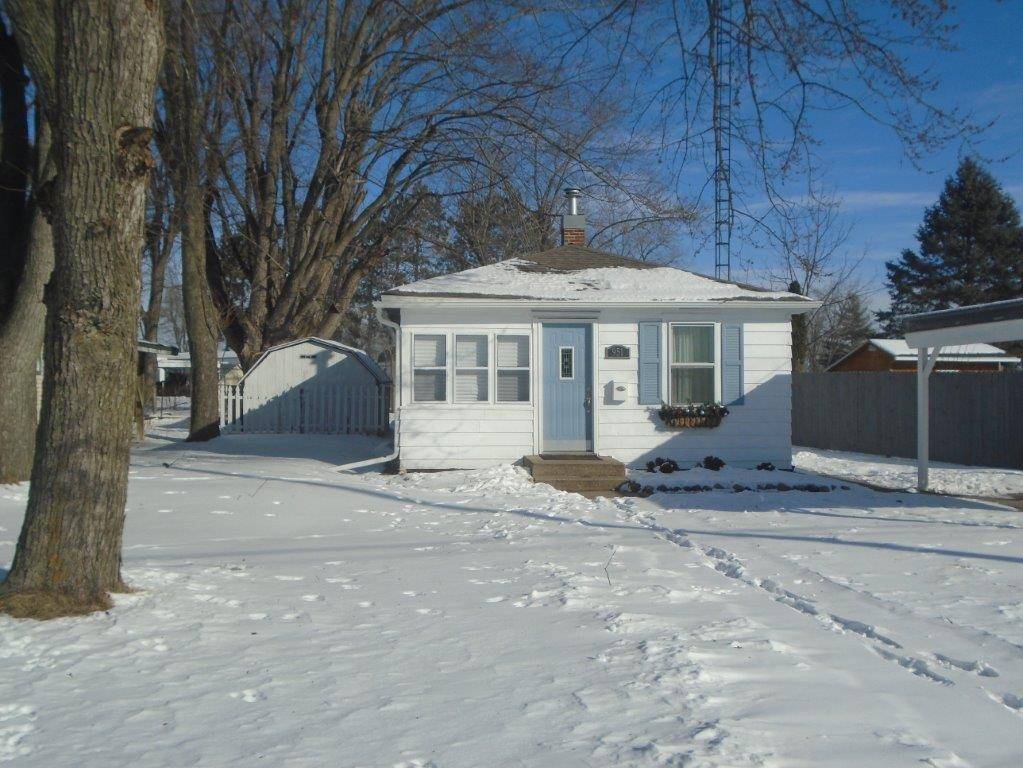 951 W State St, Mauston, WI 53948